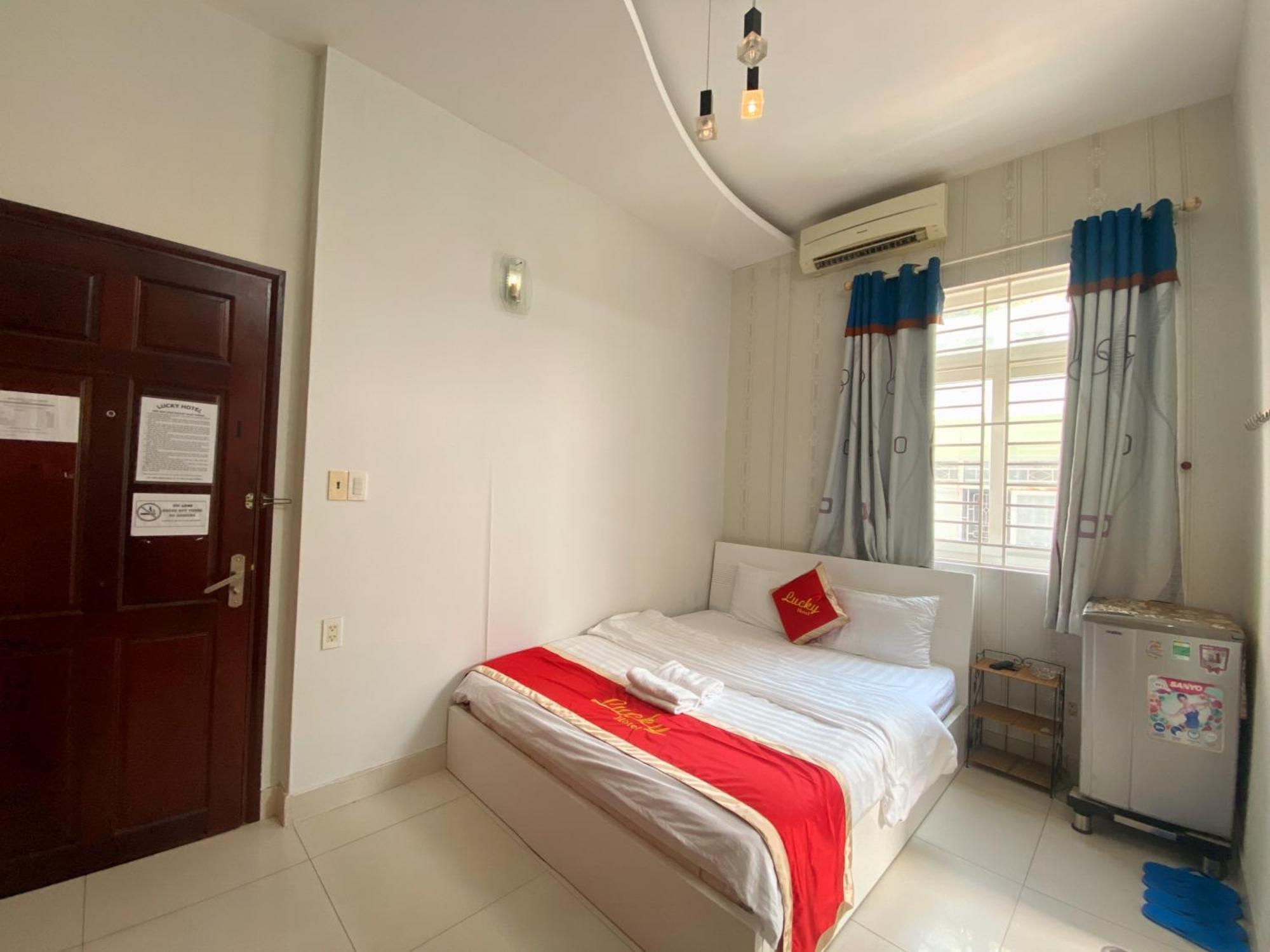 Lucky Khách sạn TP. Hồ Chí Minh